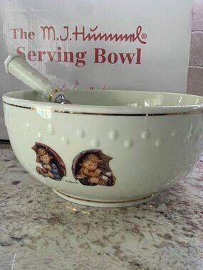 Danbury Mint M.I. Hummel Hostess Serving Bowl Umbrella Girl Boy w Ladle